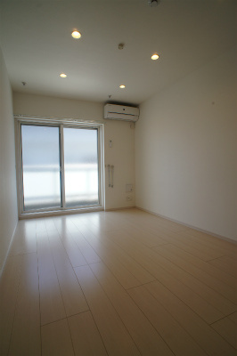 リブリ・ヴァン・リヴェールのその他