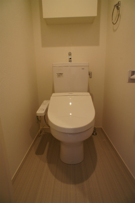 リブリ・ヴァン・リヴェールのトイレ|ゆったりとした空間のトイレです