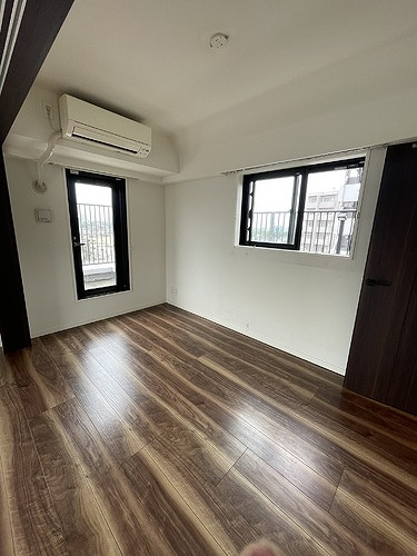 プレシス赤羽のその他|洋室５．０畳（内装前）