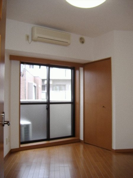 新品家具付きマンション上高井戸1(KaGood東京)の居間・リビング