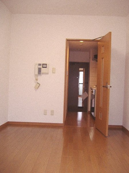 新品家具付きマンション上高井戸1(KaGood東京)の居間・リビング