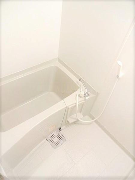 プレミール上木崎　Ｂの浴室|きれいなお風呂です