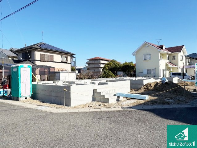 野洲市上屋　第2期　新築一戸建ての外観|周辺は落ち着いた街並みの住宅地！子育てがしやすい住環境です！まだ未完成ですが、現地でしかわからない事もございます。是非一度ご覧ください。