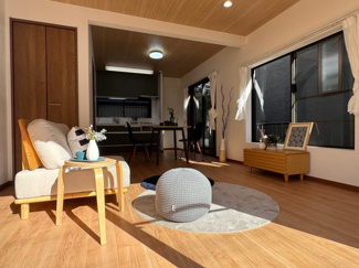 【居間・リビング】 | さいたま市浦和区木崎５丁目　中古戸建