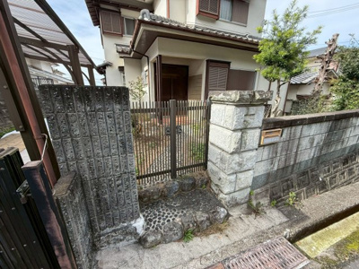 【エントランス】 | 大字嬉戸建