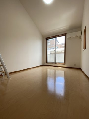 【寝室】 | ワコーレヴィアーノ神戸上筒井通WEST