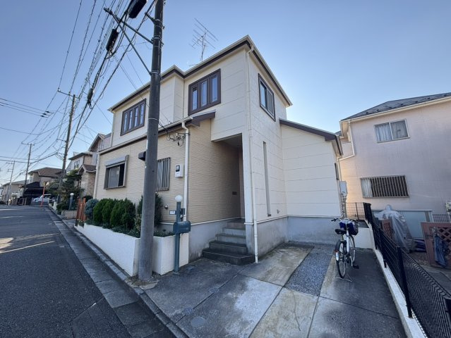 さいたま市緑区大字三室(リユース)の前面道路含む現地写真|外壁塗装工事前になります。