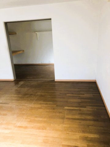 埼玉県さいたま市岩槻区裏慈恩寺の洋室