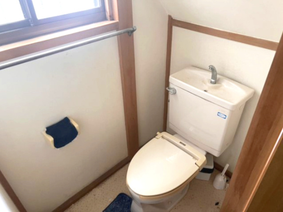富士見市中古戸建　のトイレ