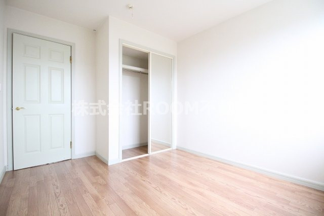 トゥインクルの洋室