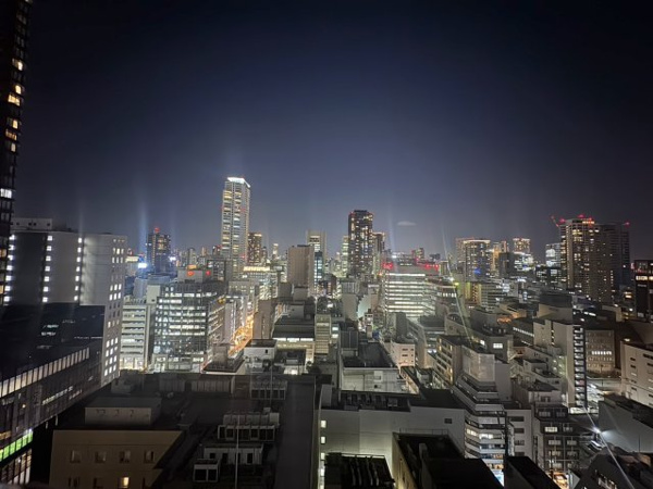 【展望】 | 【夜景（南向き）】大阪市内を一望する高層階・角住戸からの圧巻の夜景！