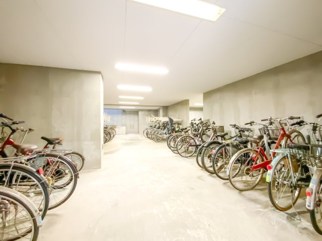 【駐輪場】の画像