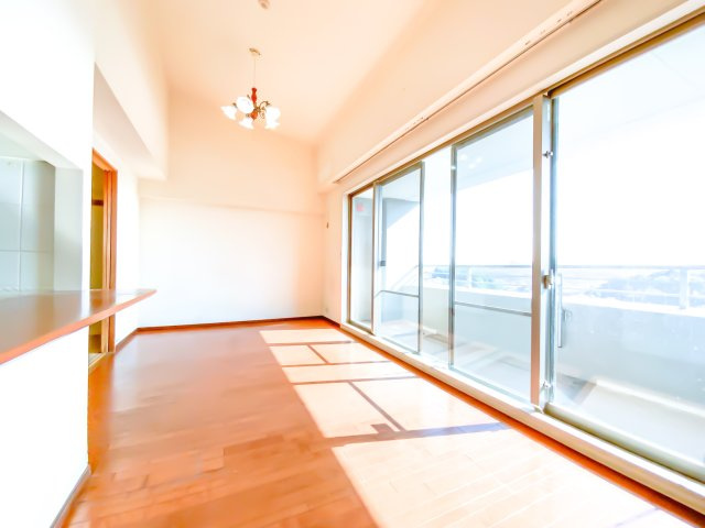 【居間・リビング】の画像