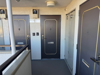 【玄関】 | セザール浦和第二