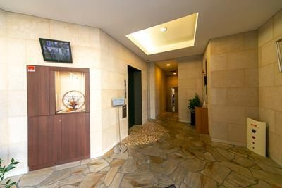 グリーンヒルズ河田町のロビー