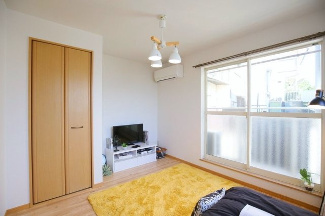 レッドフラッツ成城の洋室|※画像はイメージです（家具や小物は設備ではありません）