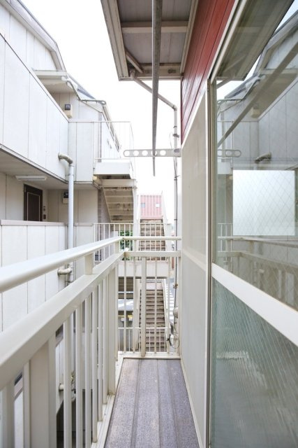 レッドフラッツ成城のバルコニー