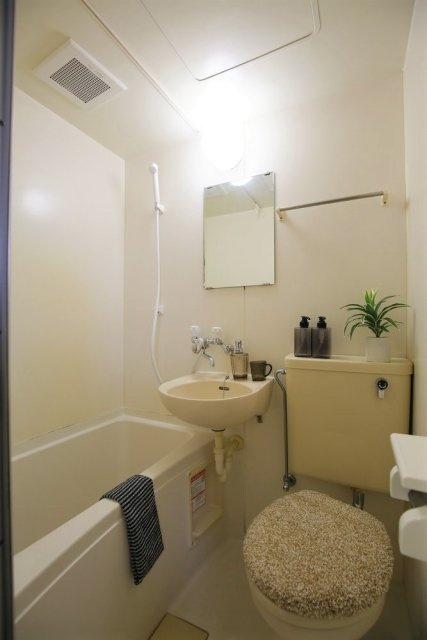 レッドフラッツ成城の浴室|※画像はイメージです（家具や小物は設備ではありません）