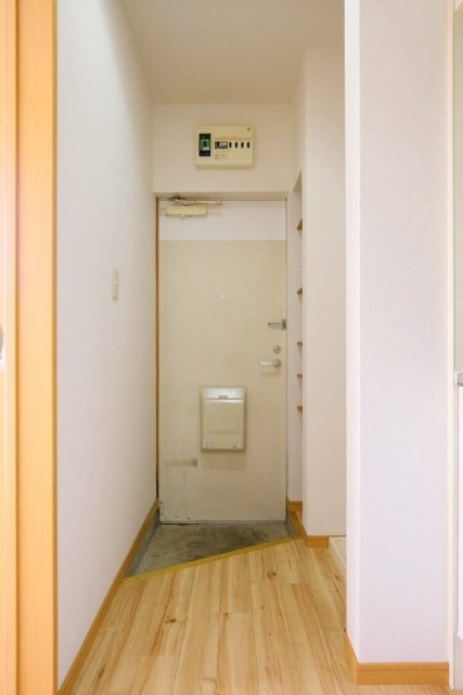 レッドフラッツ成城の玄関