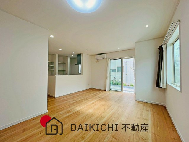 【居間・リビング】 | 鴻巣市明用　中古戸建