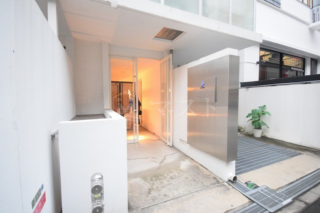 アクアプレイス大阪レジェンドⅡのエントランス