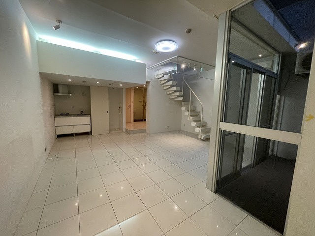 アクアプレイス大阪レジェンドⅡの居間・リビング|他号室参考写真