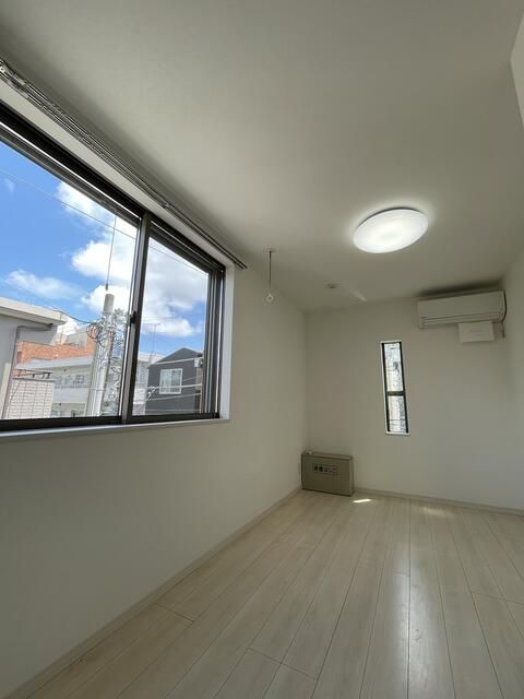 クレア椎名町の寝室