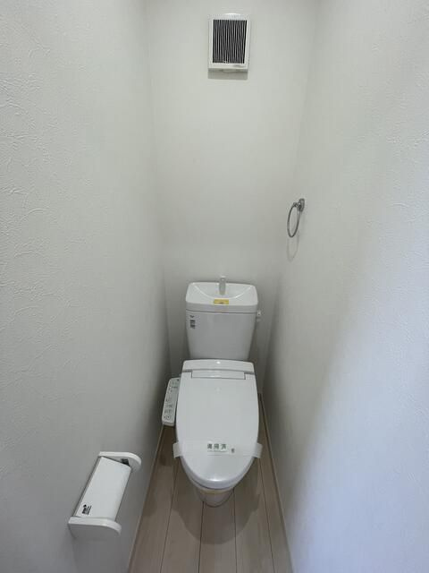 クレア椎名町のトイレ