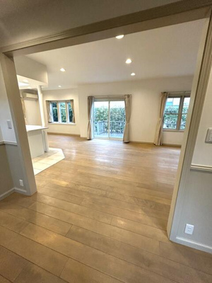 【居間・リビング】 | 山手戸建Ｂ棟