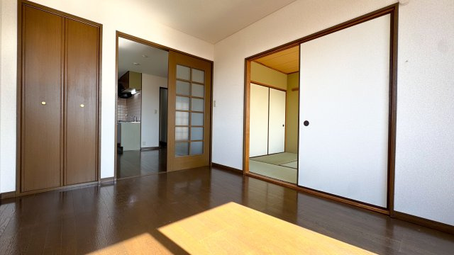 メゾンクラブエコーの洋室