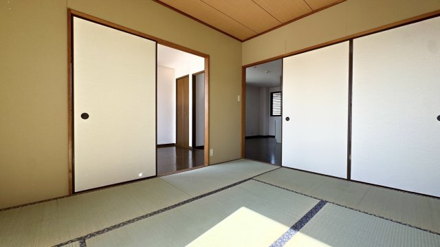 メゾンクラブエコーの和室