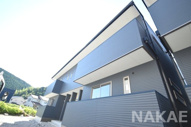阿南市学原町山本のアパートの画像