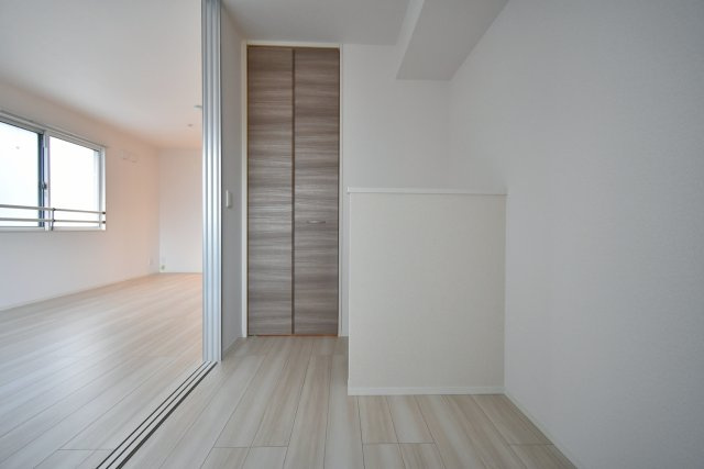 ローズコート西宮北口の洋室