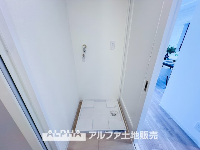 ライオンズガーデン河辺リバーサイドのランドリースペース|【Laundry space】
◆ランドリースペース◆広々した空間で雨の日でも十分に洗濯物を乾かすことが出来ます。バスルームには浴室換気乾燥機も付いているので重宝しますね。