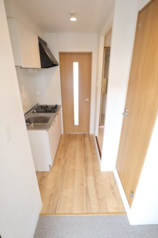 大阪市城東区関目４丁目の賃貸マンションの玄関