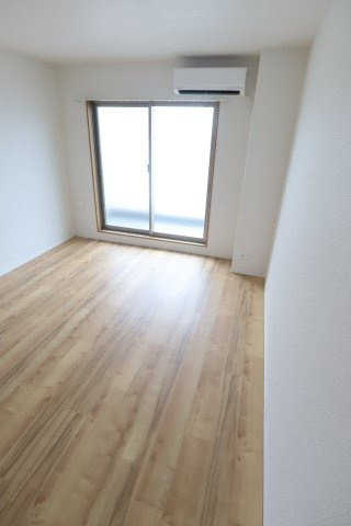 大阪市城東区関目４丁目の賃貸マンションの寝室