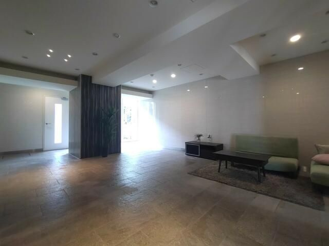 プライマル浦安のロビー