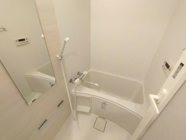 プライマル浦安の浴室