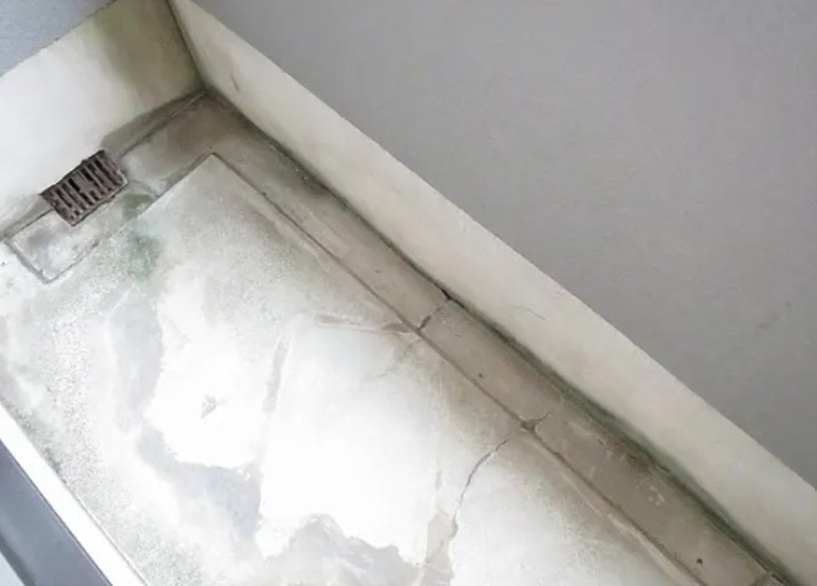 ソネットのバルコニー