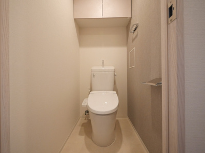 【トイレ】 | コンフォリア・リヴ博労町一丁目Q | 落ち着いた色調のトイレです