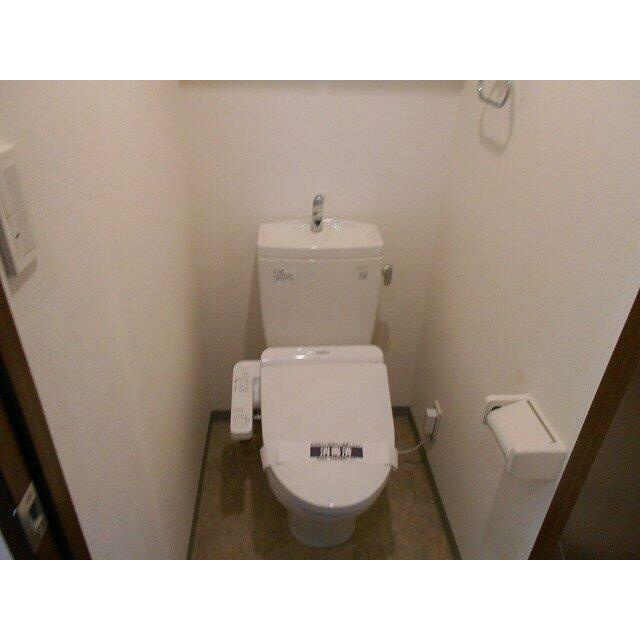 グラーサ東京イーストのトイレ