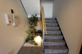 【エントランス】 | Calmier河原町