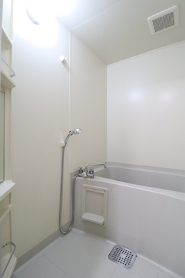 【浴室】 | ロイヤルタウン寺町 五番館