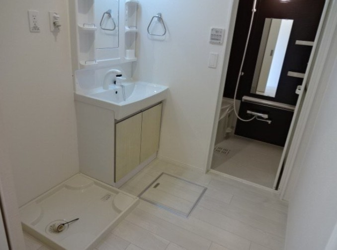 ＬＵＭＩＥＲＥ・ＭＩＺＵＭＯＴＯの洗面所