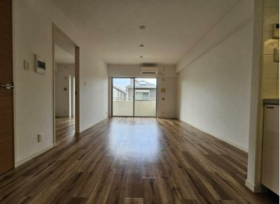 【居間・リビング】 | ディアプレイス中野野方 | 13.8帖のきれいなLDK。