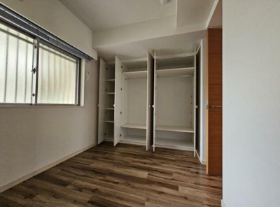【収納】 | ディアプレイス中野野方 | クローゼット完備。