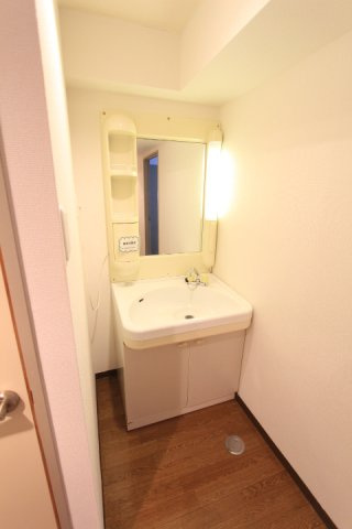 セントラルビルの洗面所