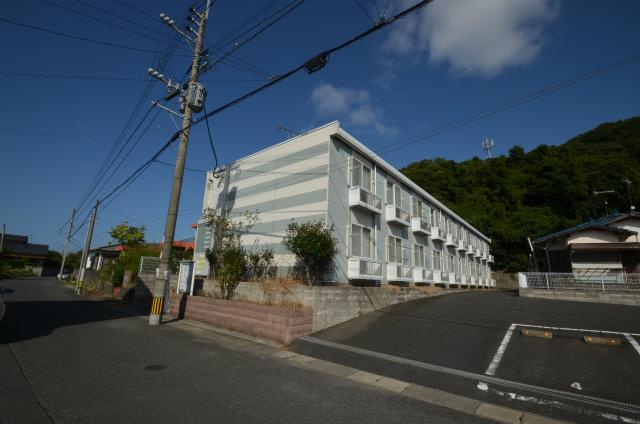 遠賀郡水巻町猪熊４丁目のアパート