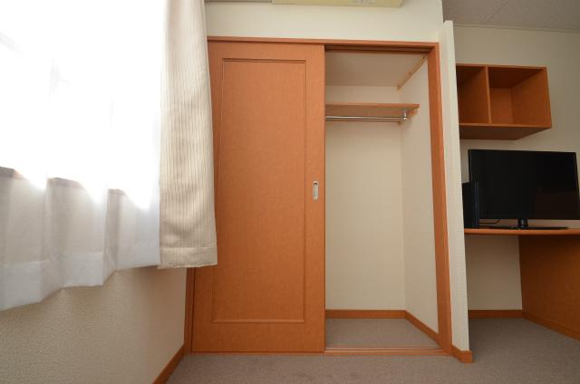 遠賀郡水巻町美吉野のアパートの収納