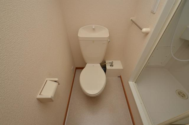 遠賀郡水巻町美吉野のアパートのトイレ